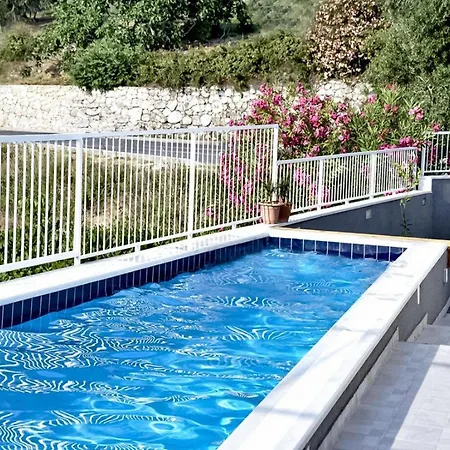 Villa Nika-five Bedroom With Pool